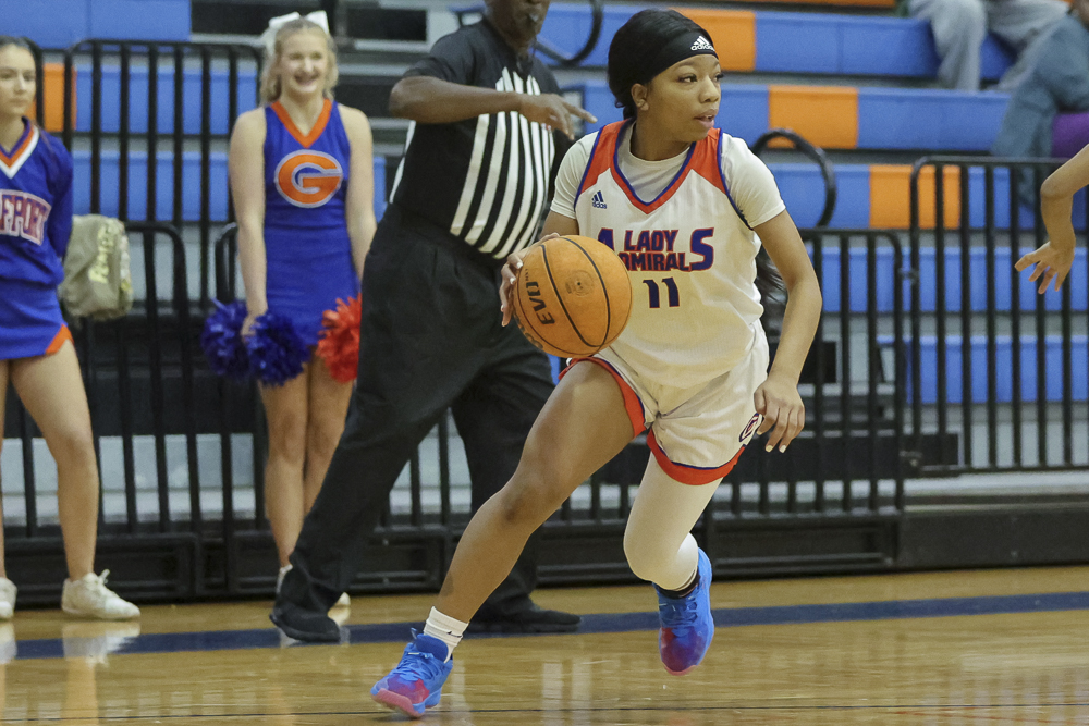 Prep Hoops: Gulfport girls snap losing streak; West Harrison sweeps Gautier to head into Christmas break