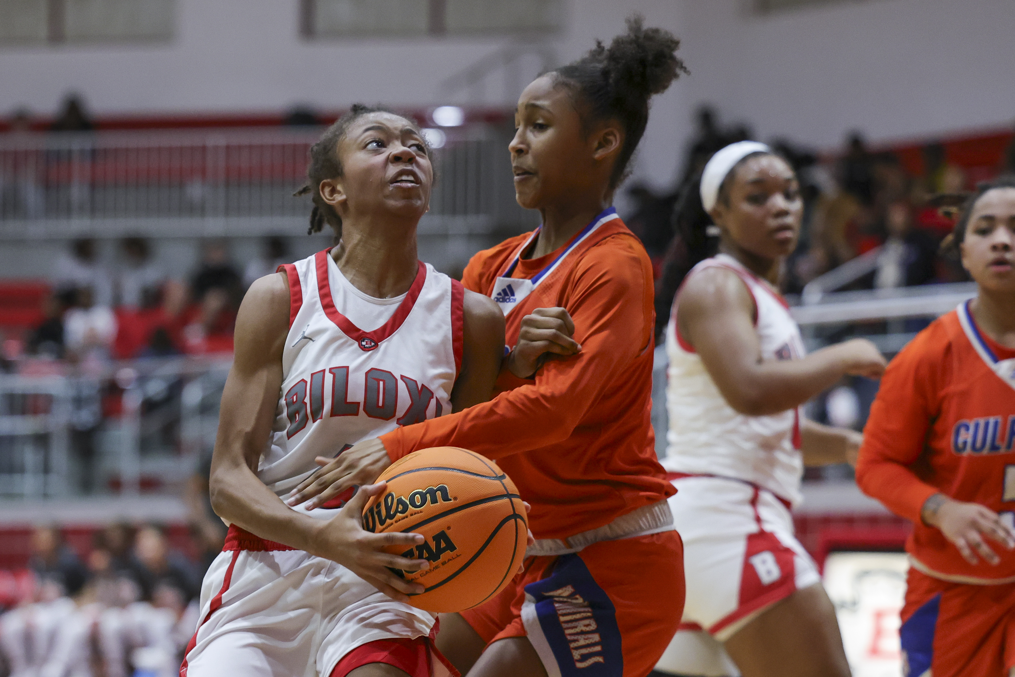Prep Hoops: In Region 4-7A girls race, Biloxi and HCHS remain on top while St. Martin rebounds