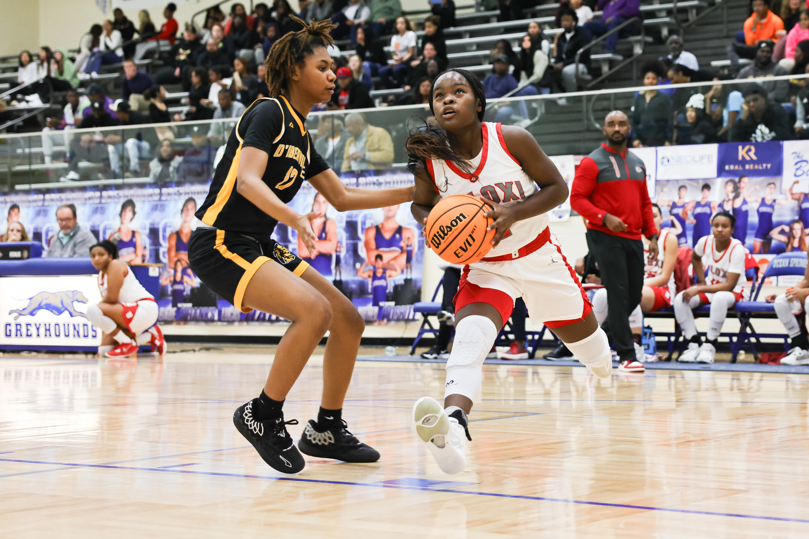 Prep Hoops: St. Martin girls upset HCHS in Region 4-7A tourney, will face Biloxi in the finals Friday