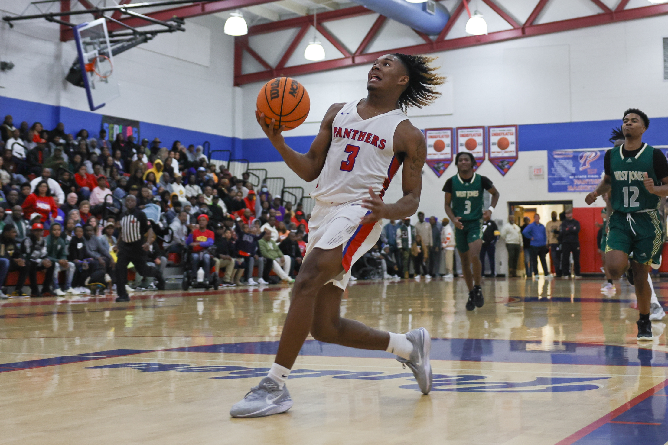 Prep Hoops: Pascagoula adds yet another chapter to historical season on the hardwood with playoff win