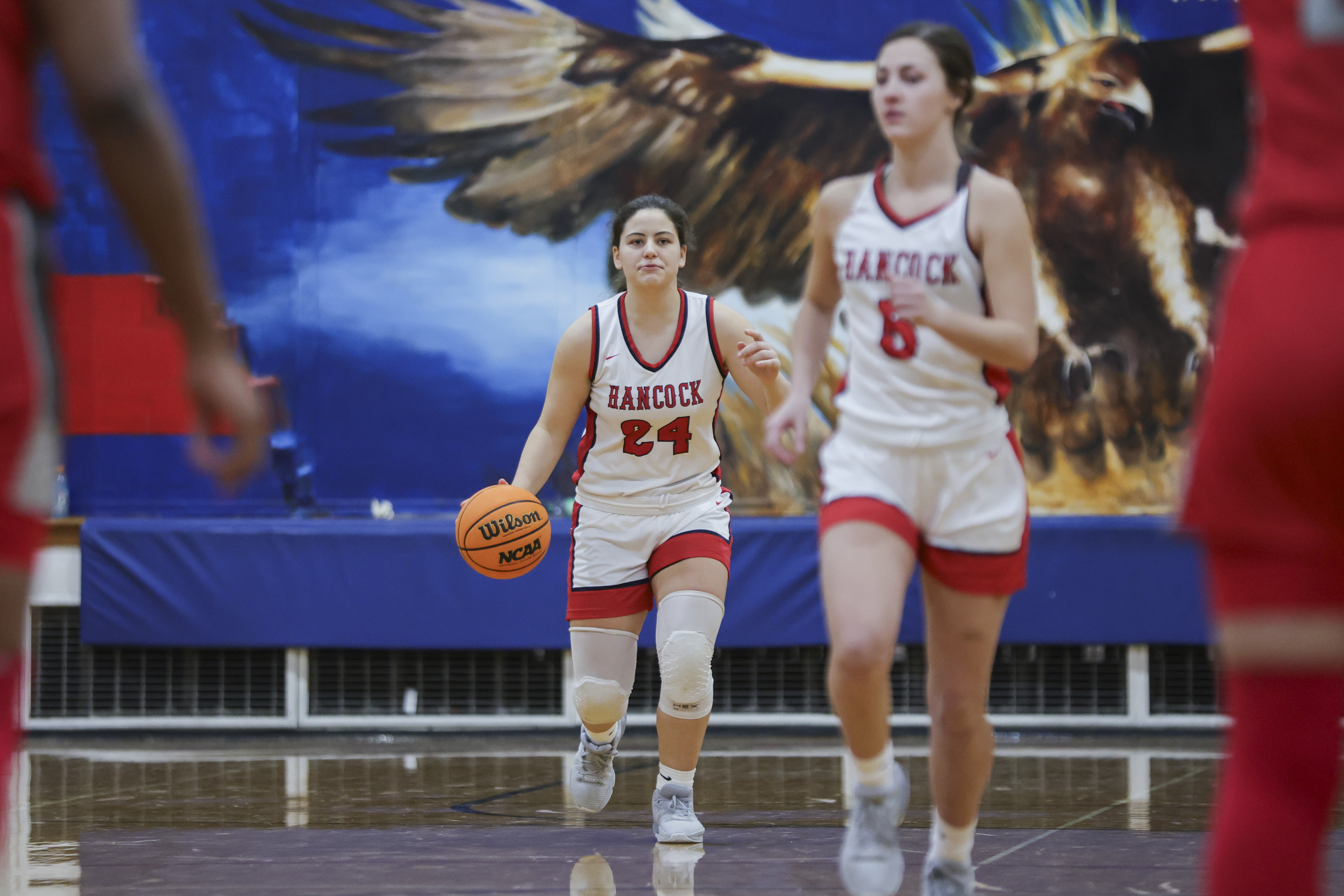 Prep Hoops: Hancock plows through Region 4-6A girls race with a perfect 10-0 mark and sits at 25-1