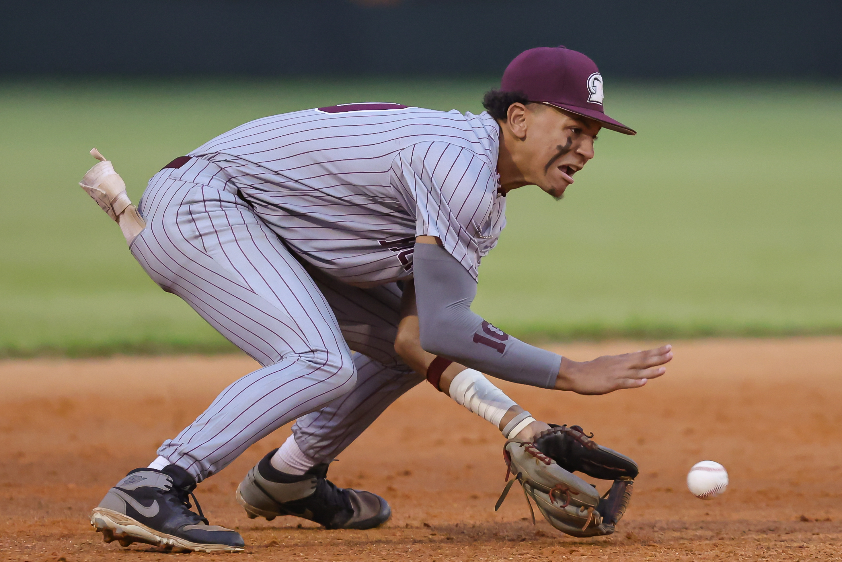 Prep Baseball: Picayune pushes into sole possession for first place in Region 4-6A win 7-3 win over WHHS