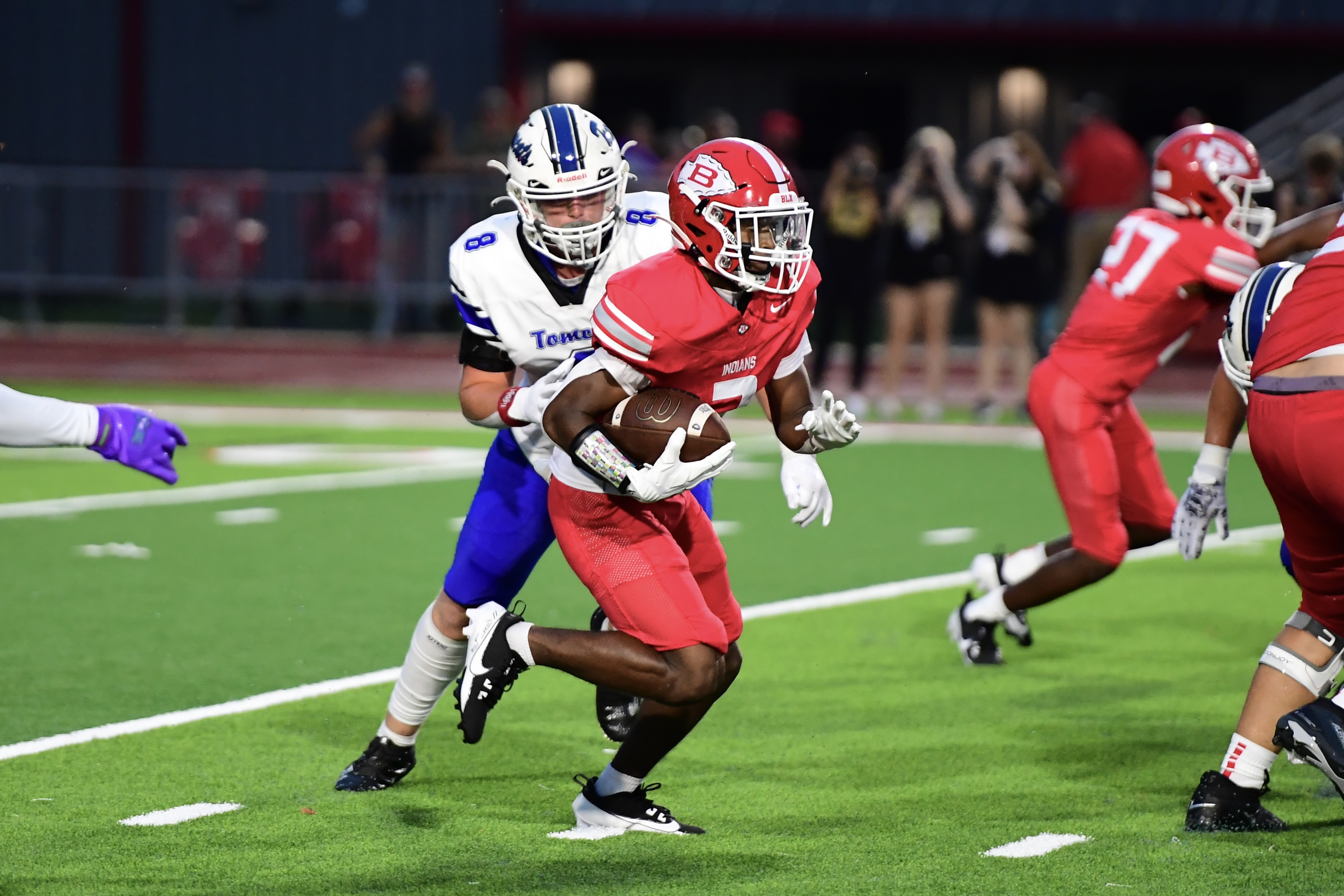 Prep Football Roundup: Biloxi opens Dubose era with win; Picayune and Ocean Springs suffer losses