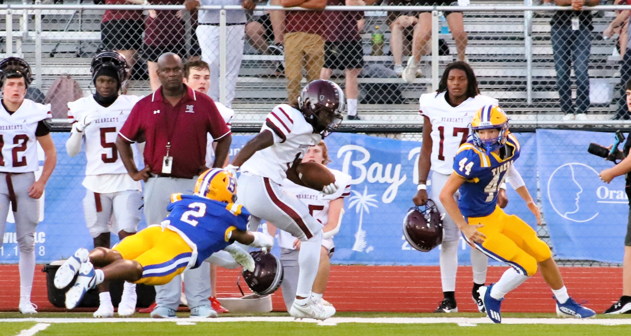 Prep Football: Long Beach nips home-standing Bay High in a close and exciting affair, 36-35