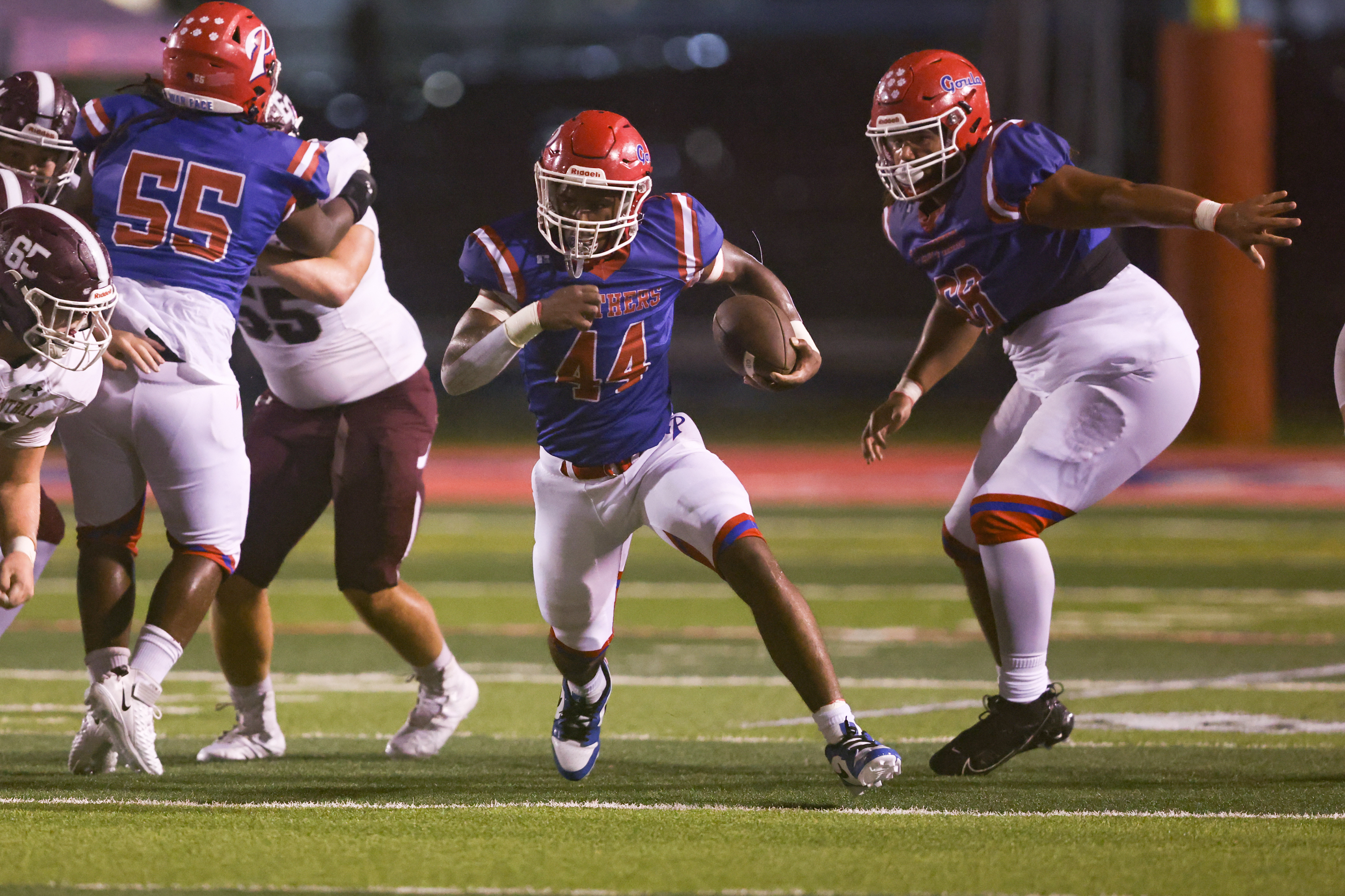 Prep Football: Pascagoula holds off a scrappy bunch of Hornets for a 27-14 win over visiting East Central
