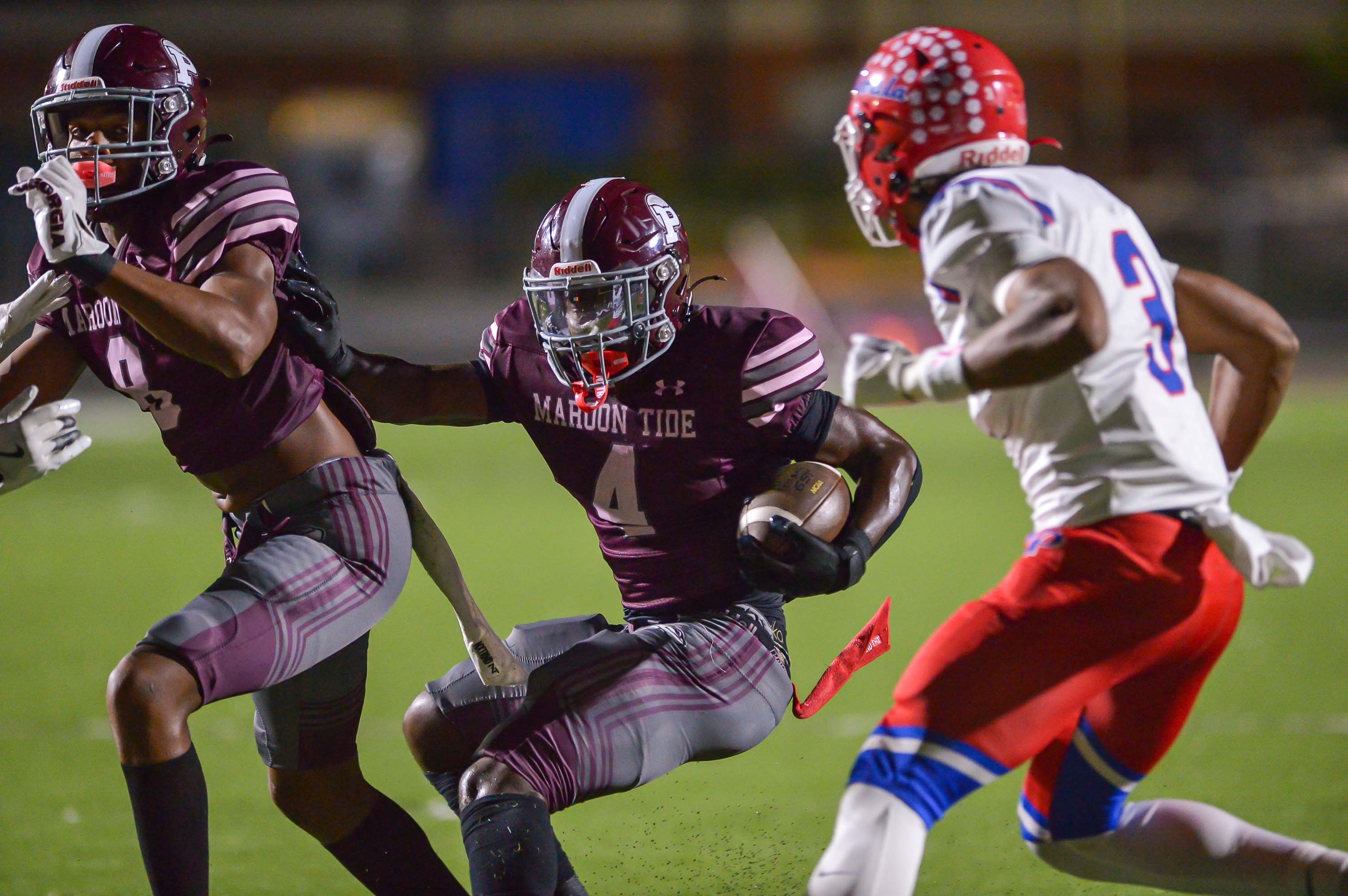 Prep Football: “Friday Night Rewind” — 7 things we noticed in the “Southern 6” Friday night