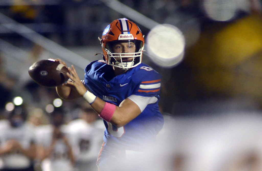 Prep Football: Gulfport downs D’Iberville 38-19 in key Region 4-7A showdown