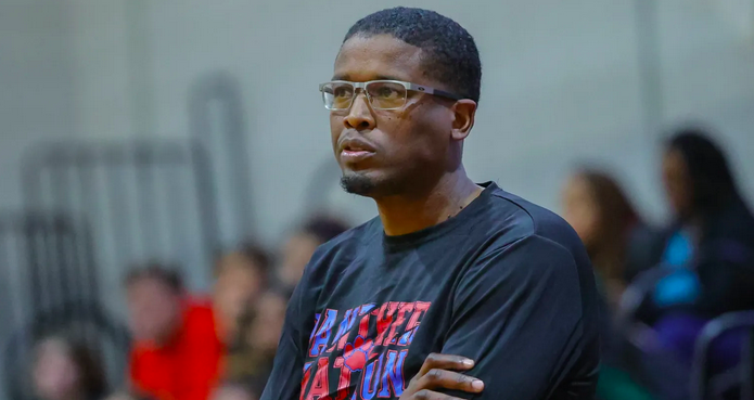 Prep Notebook: Catching up on some prep hoops coaching items and a couple of football ones also