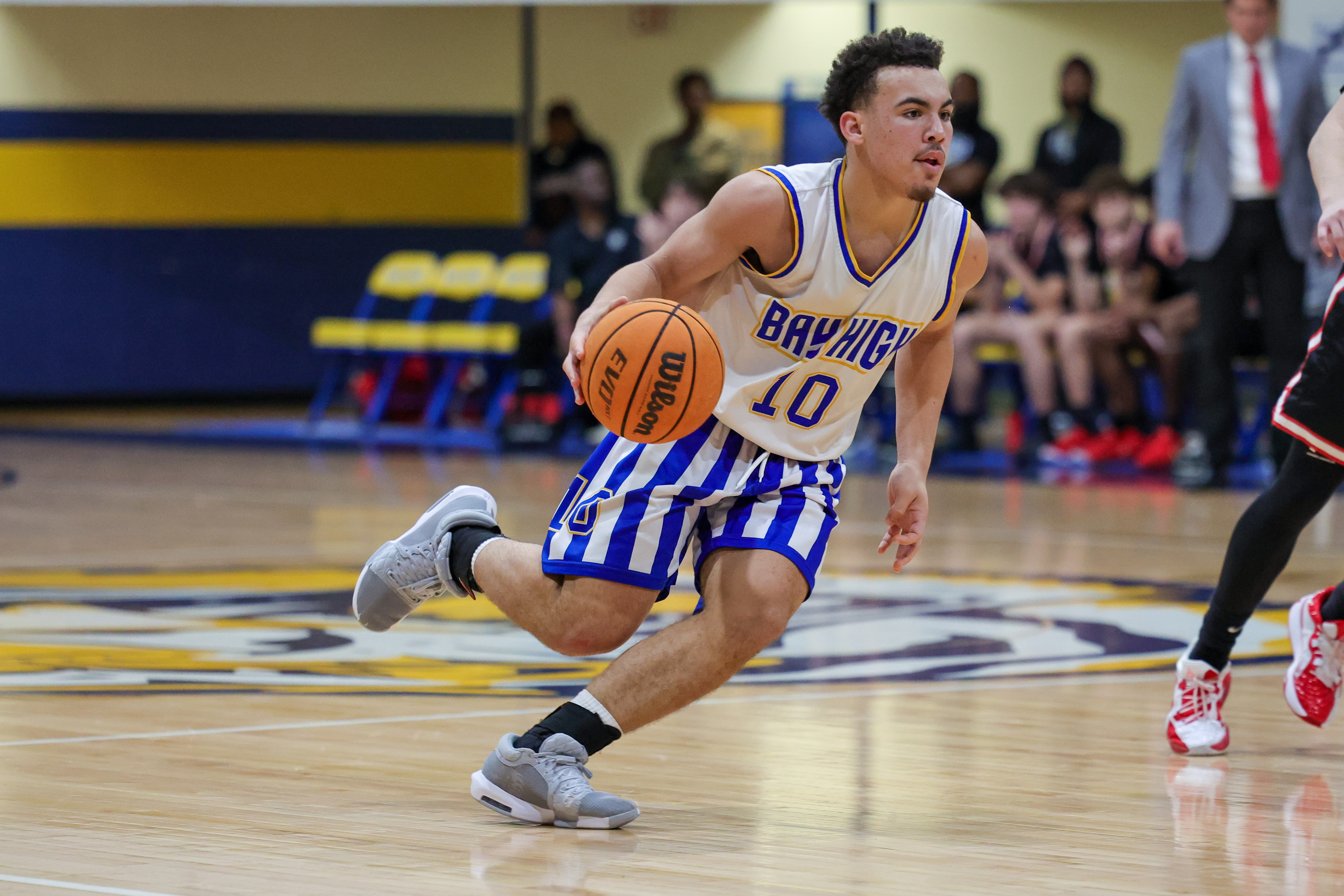 Prep Basketball: Tigers open Bay High Christmas Tournament with exciting win over Long Beach