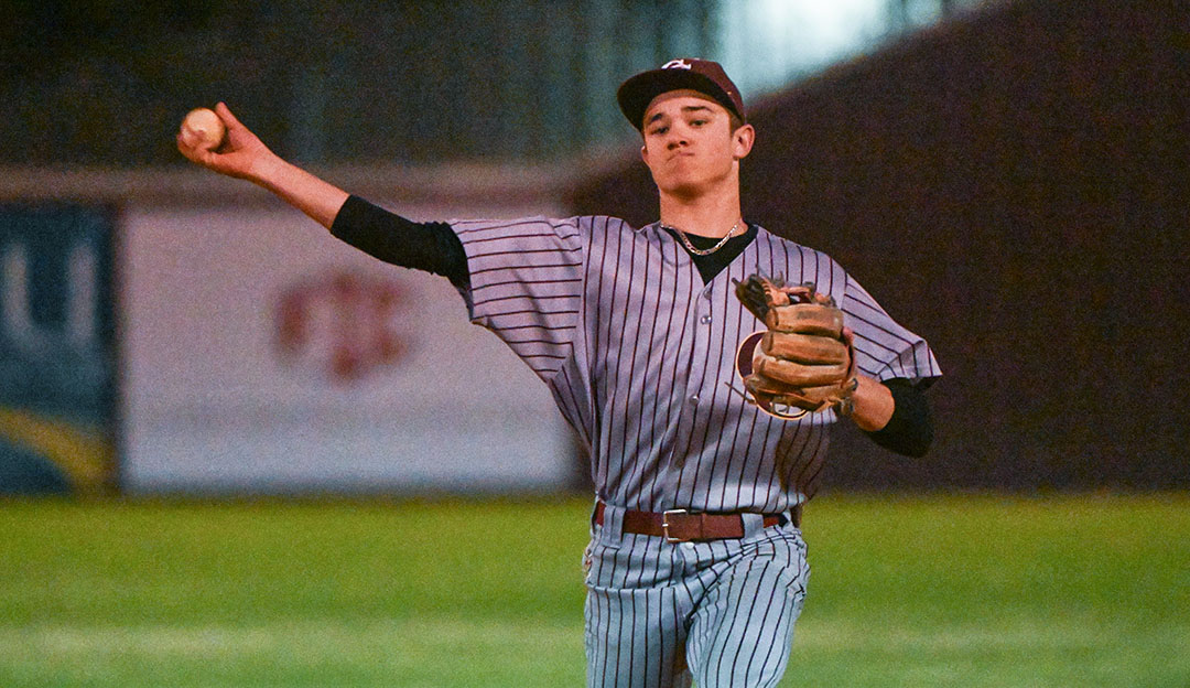 Prep Baseball: Hornets nip Rebels 3-2 in clash of two teams with three recent state titles