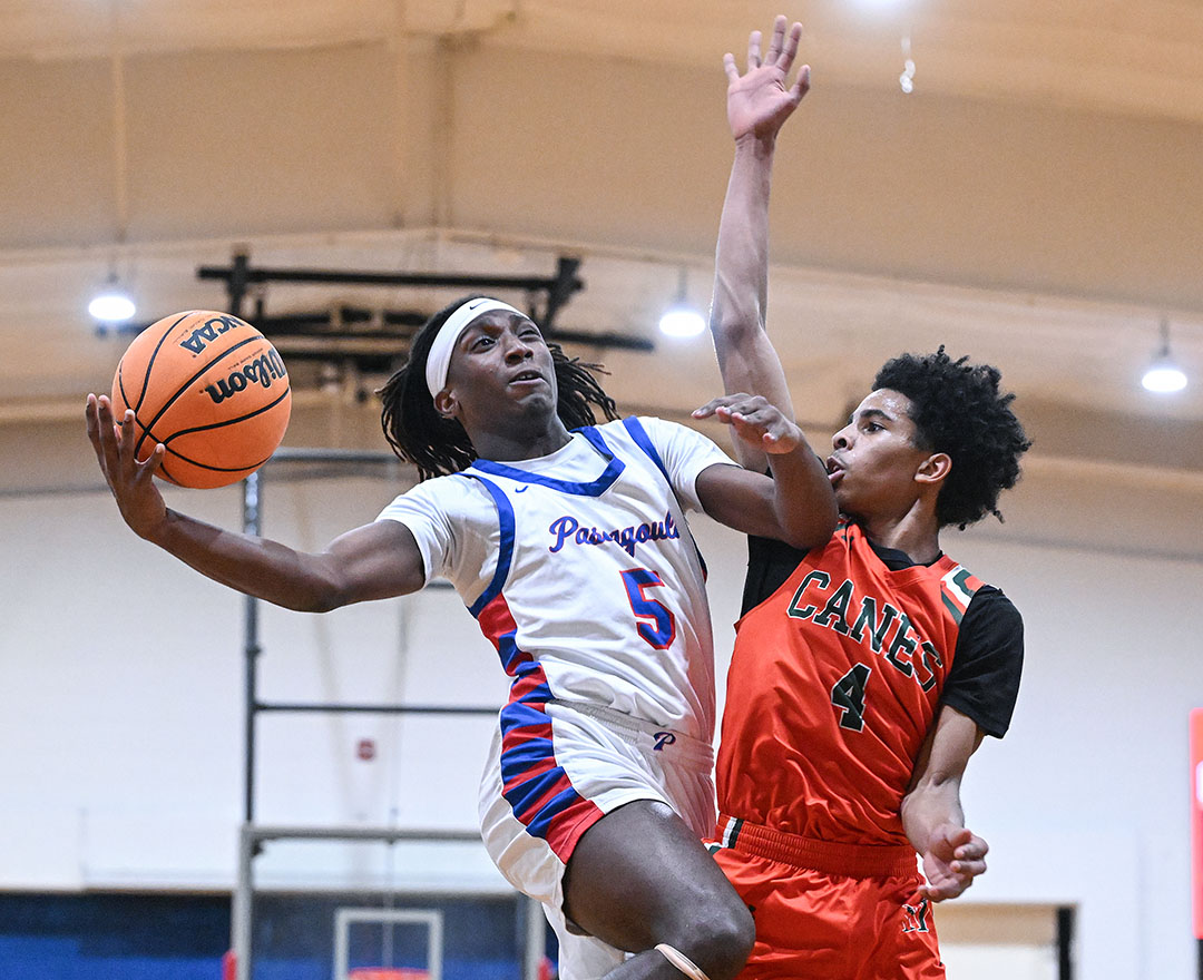 Prep Basketball: Panthers rally past Hurricanes to take second straight Region 4-6A championship