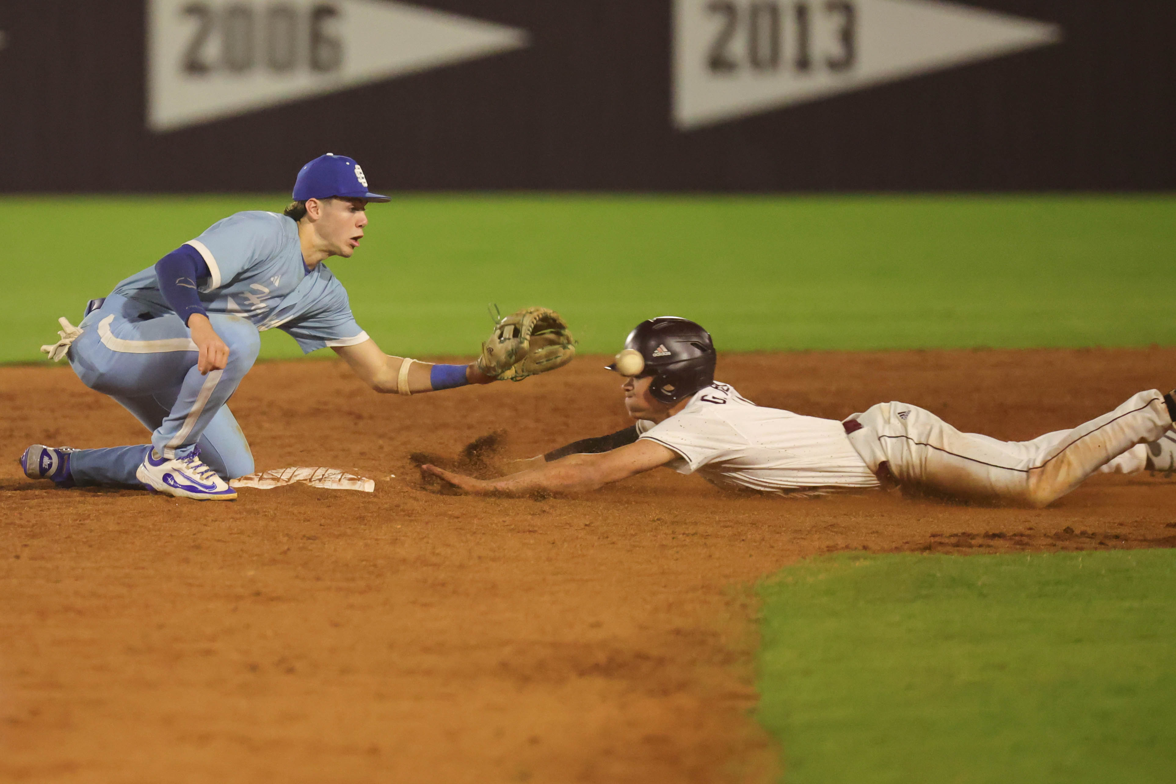 Prep Baseball: Rebels open defense of state title by dispatching Greyhounds Monday night