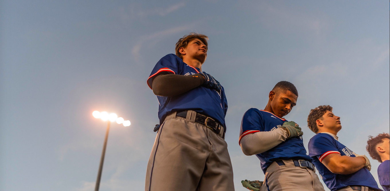 Prep Baseball: Admirals take early lead in Region 4-7A race with 5-2 win over Warriors Monday