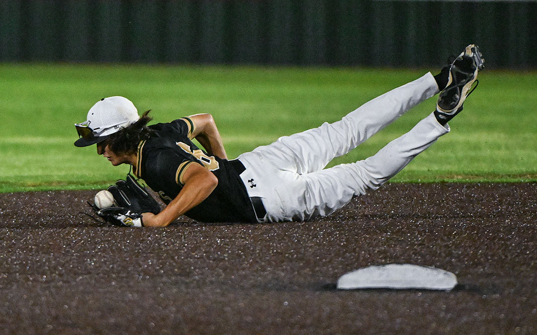 “Around the Diamond in the Southern Six” features top players, big games and “Super 7 Polls”