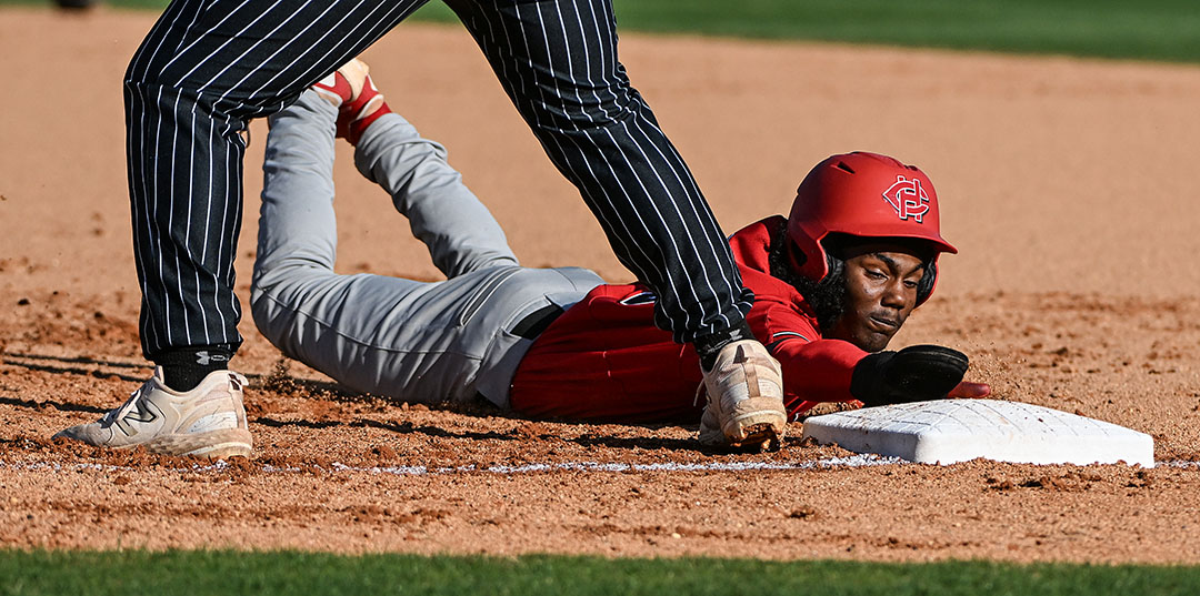 Prep Baseball: Region 4-7A remains jumbled up after Red Rebels end eight game losing streak