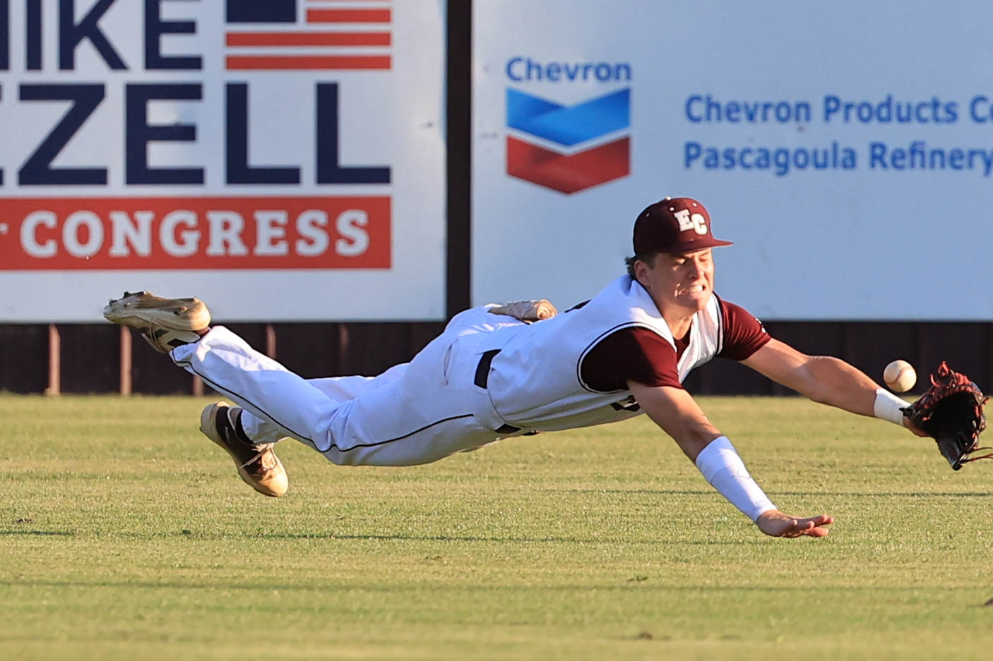 Prep Baseball: East Central forces third and final game with win over Florence Monday night