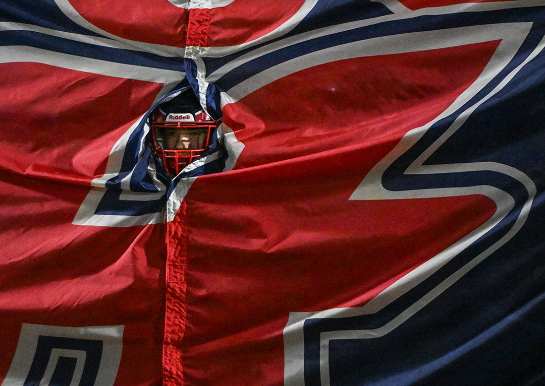 Prep Football (New faces in new Places): Hancock looking for a rare playoff win as King era gets under way