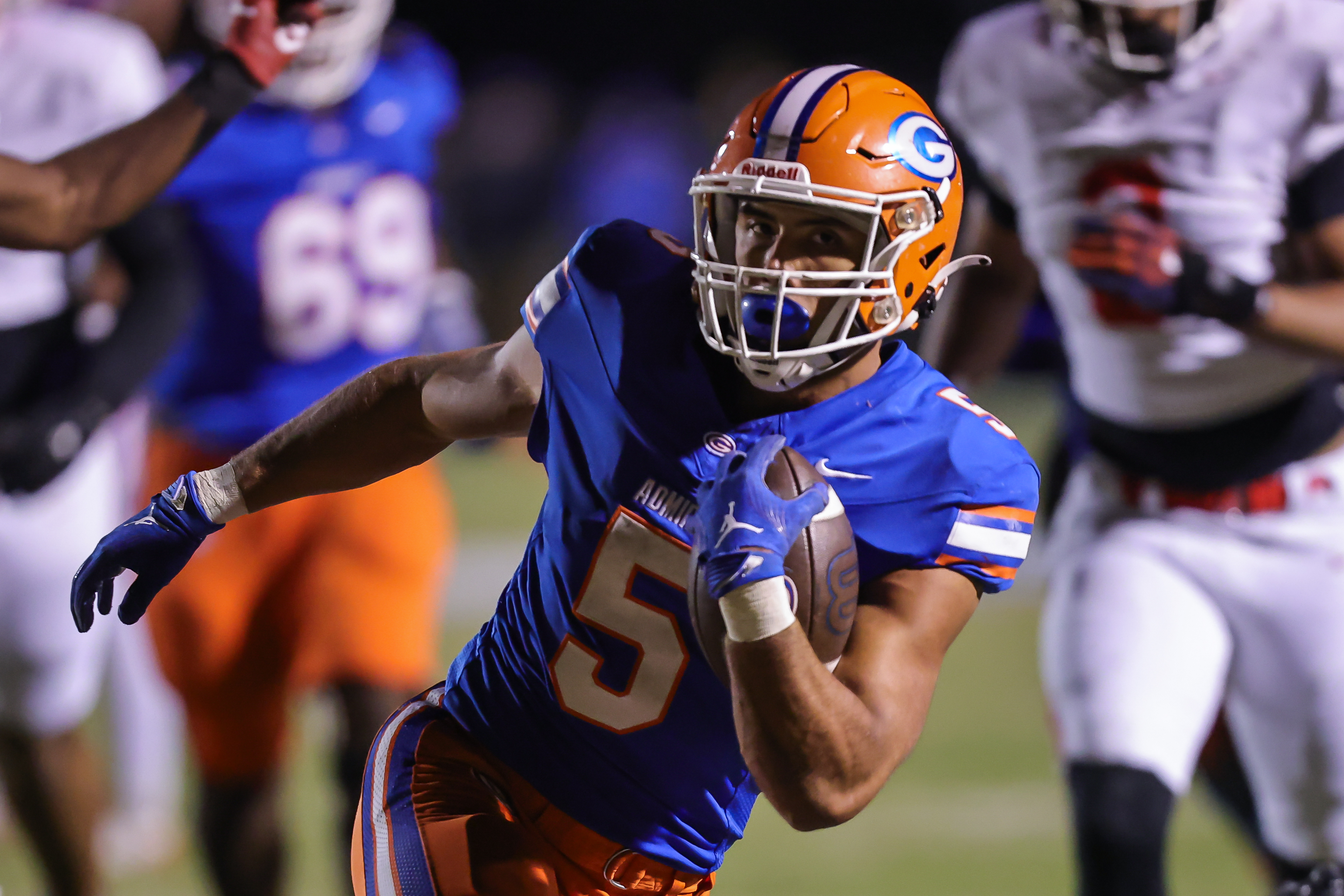 Prep Football: Crosby powers Gulfport into Class 7A state championship game