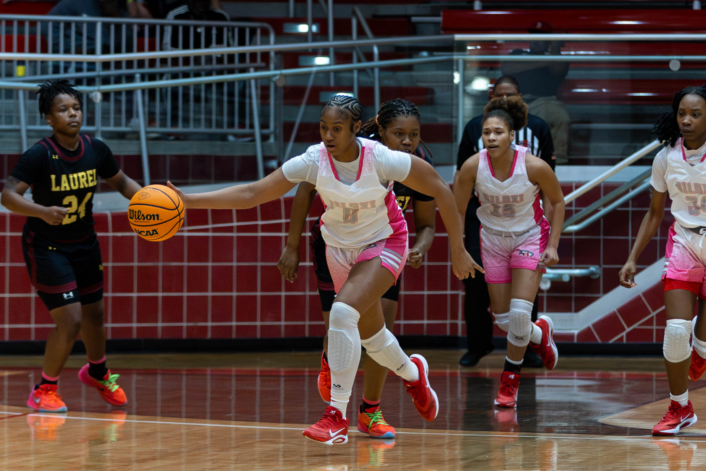 Prep Basketball: Biloxi takes down Laurel 43-34 in girls “Battle of the Titans” Monday night