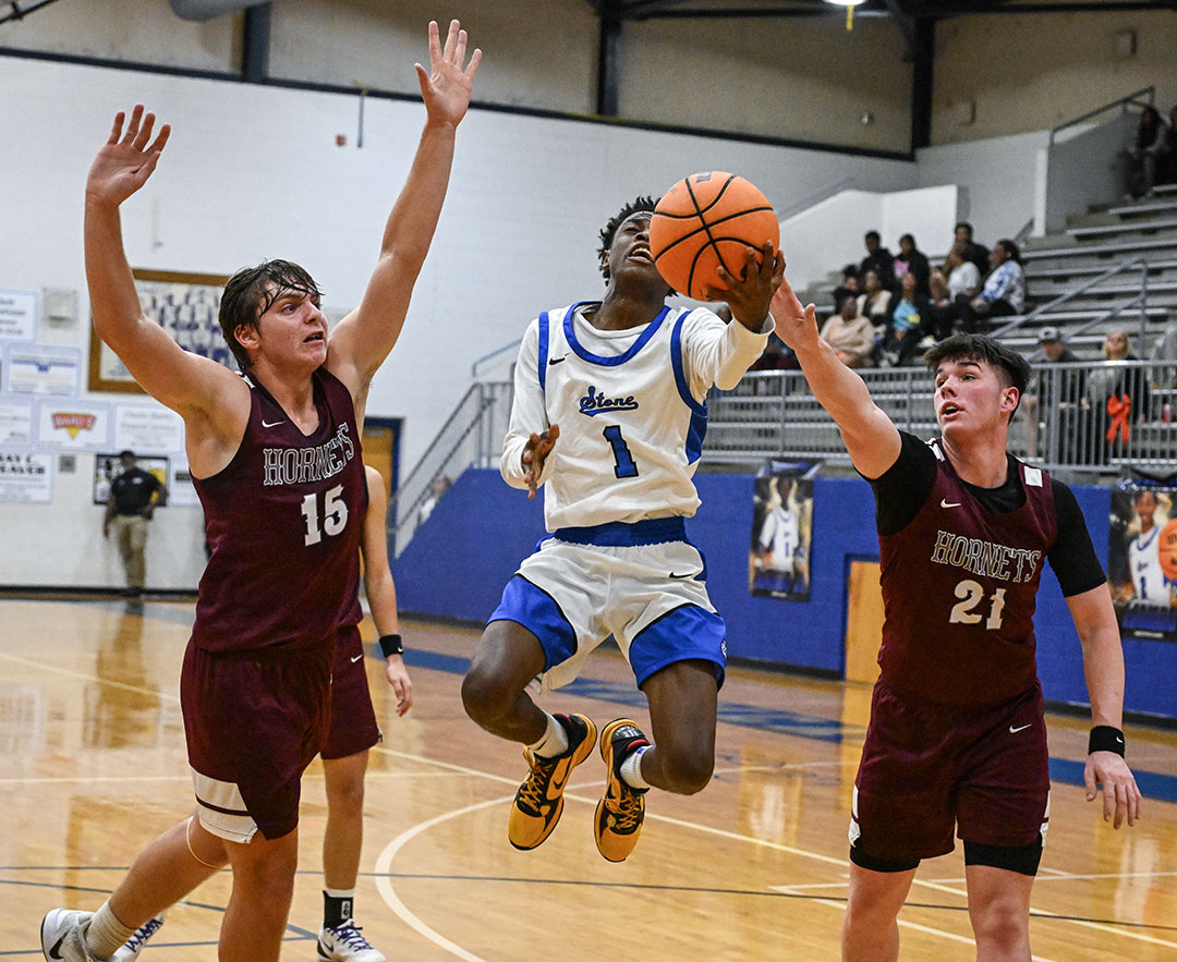 Prep Basketball: Tomcats topple Hornets with second half outburst