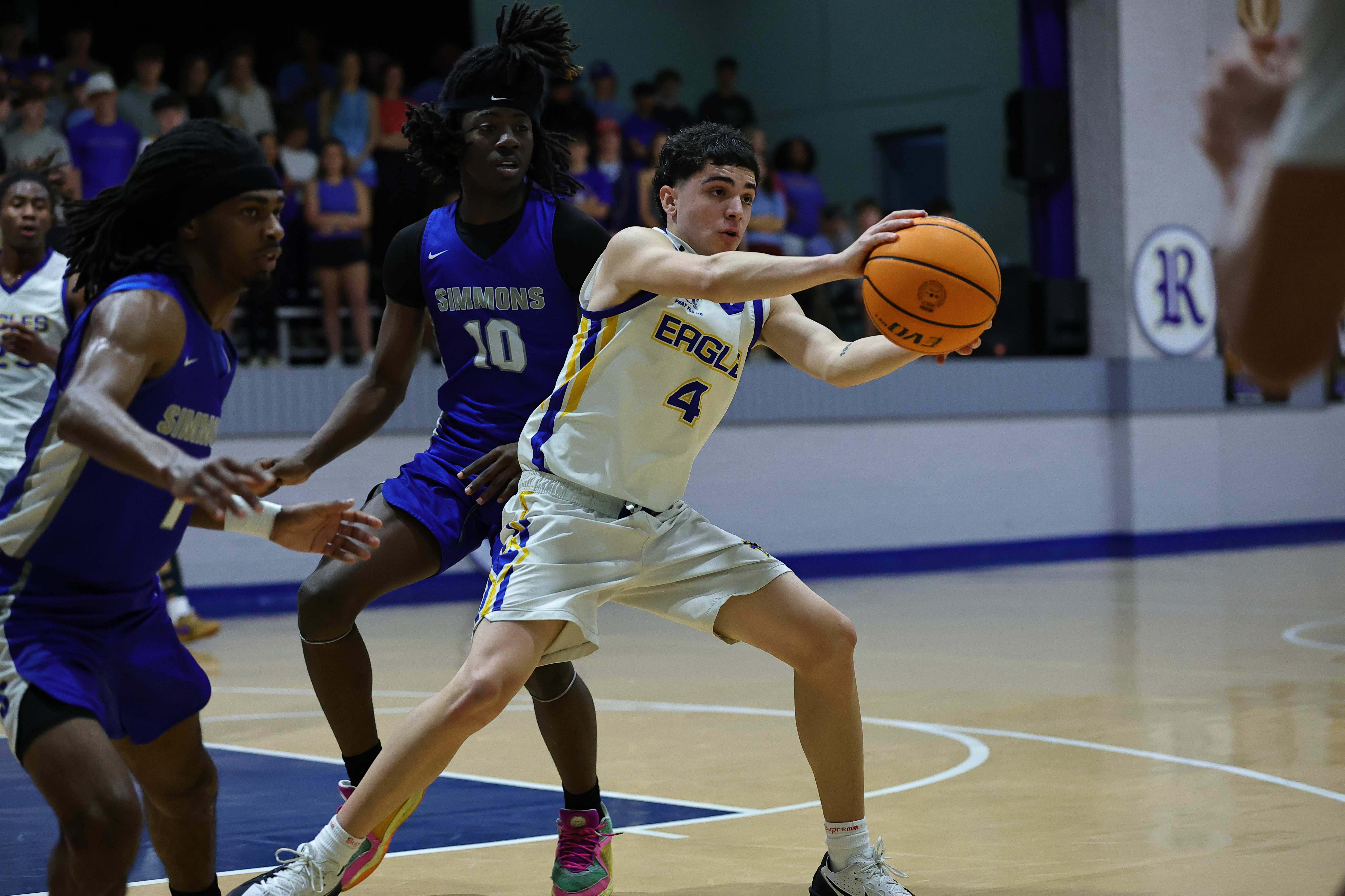 Prep Basketball: Resurrection rolls on into Class 1A Quarterfinals behind Vera’s 39 points