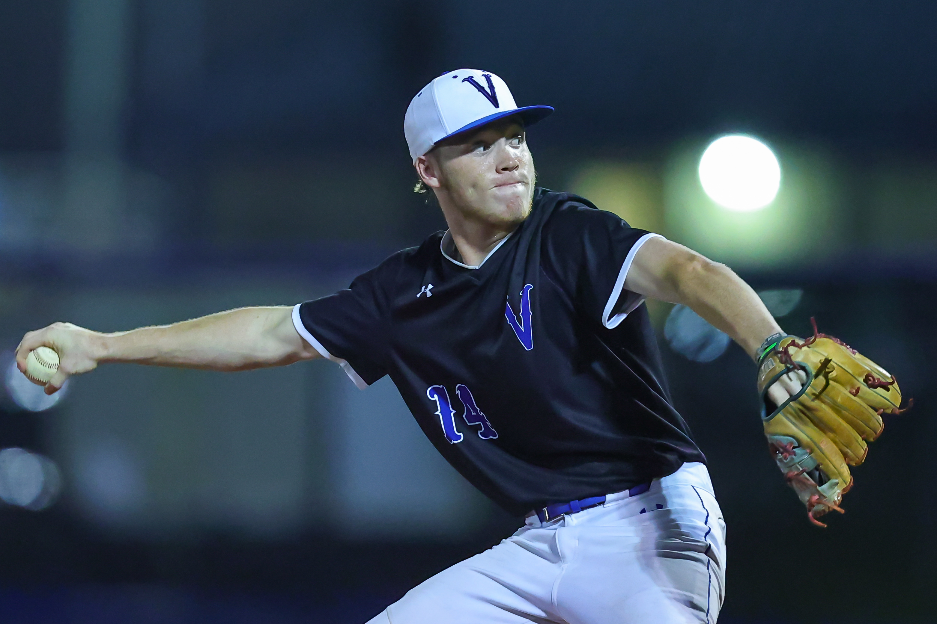 Prep Baseball: Bulldogs and Hornets pick up opening night wins in Region 4-5A play