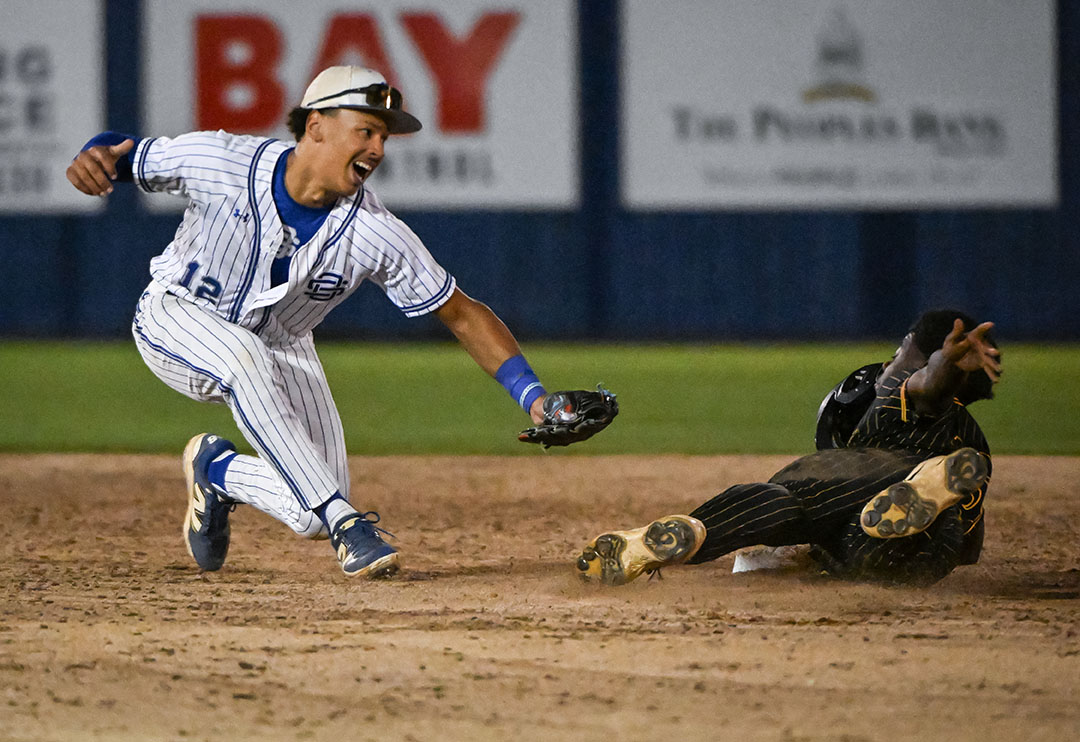 Prep Baseball: Greyhounds rally for 5-4 walk-off win over Warriors Tuesday night