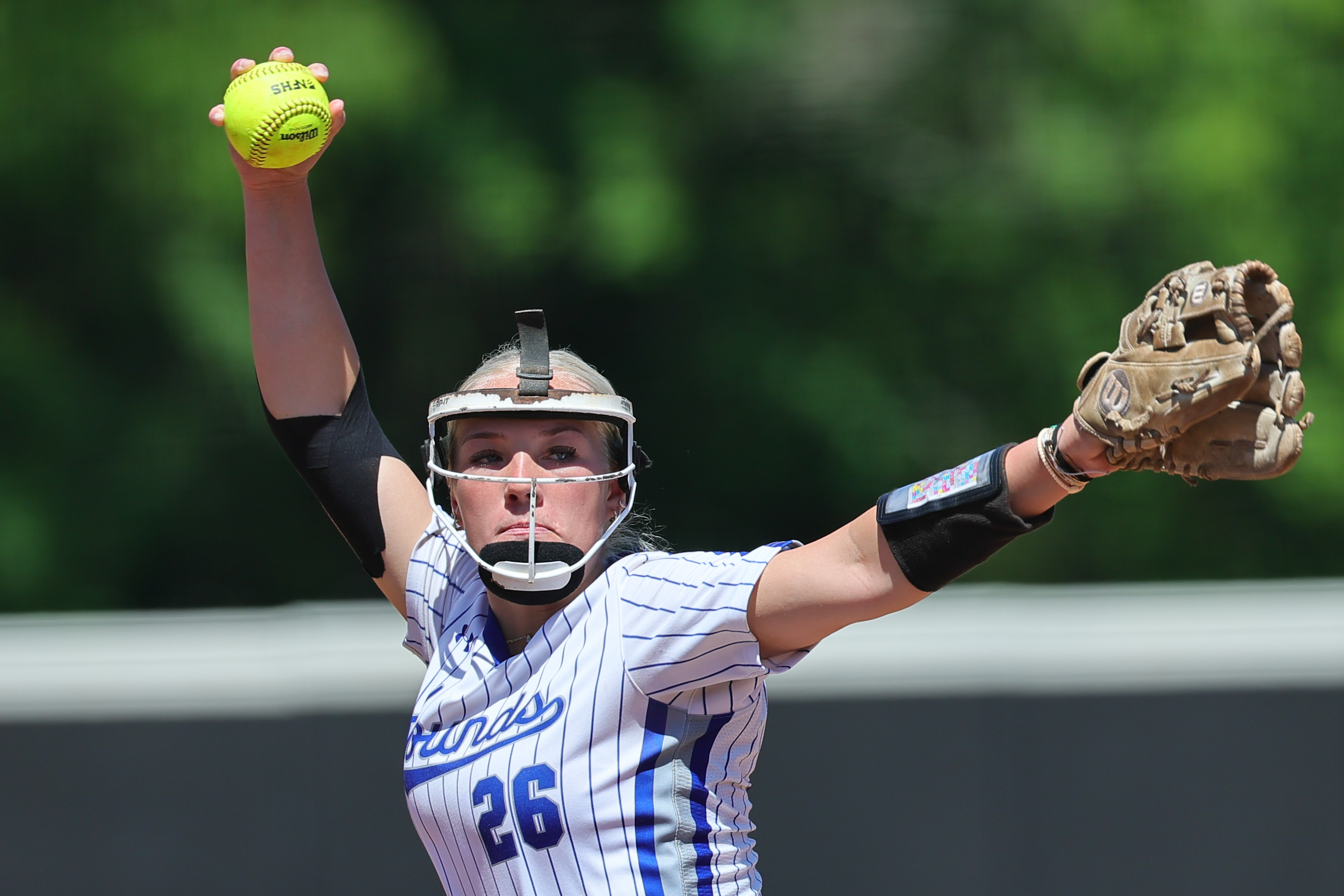 Prep Softball: Lady Greyhounds force game 3 with 4-2 win over Lady Tigers Thursday
