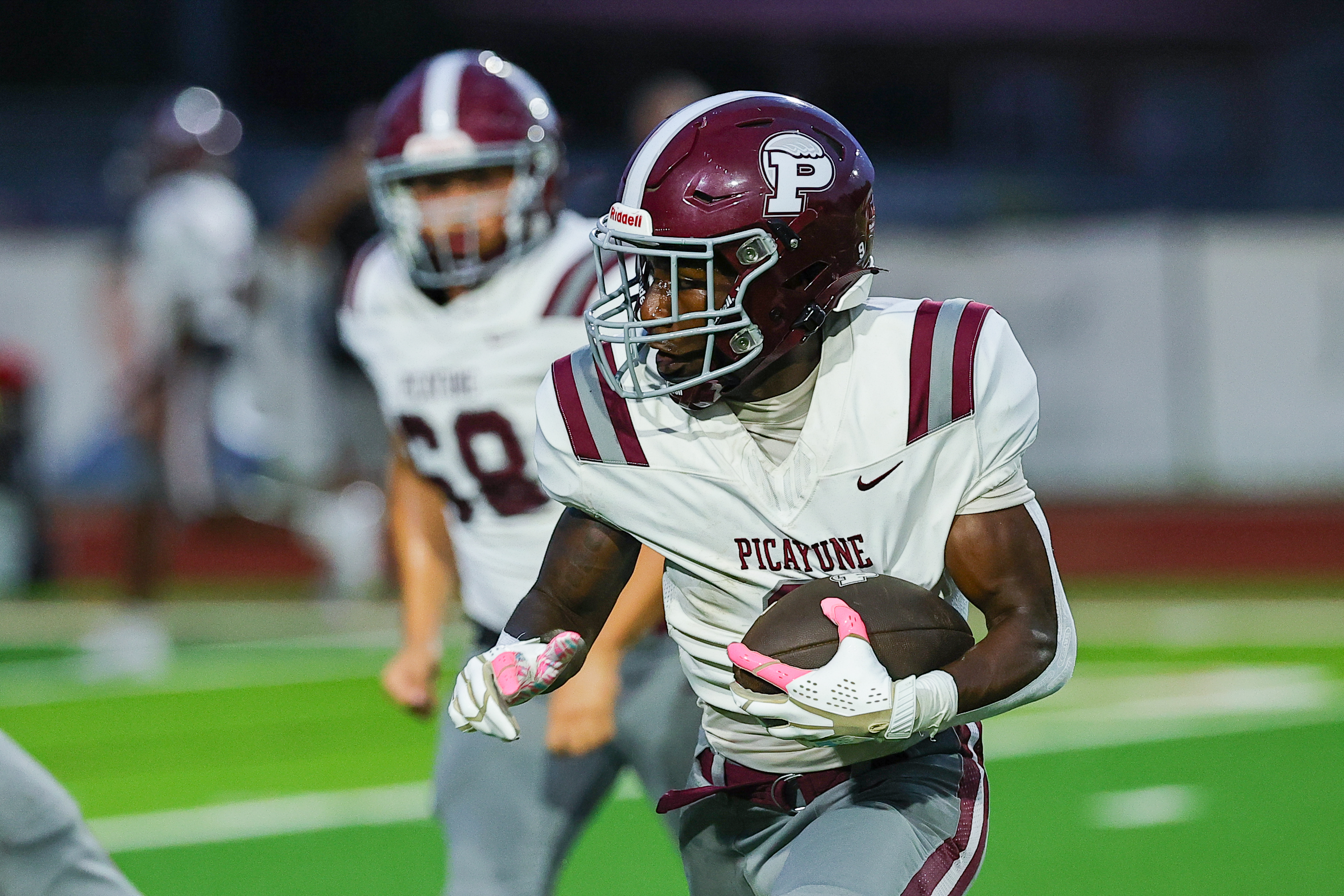 Prep Football: Maroon Tide can win 6th straight region title Friday night