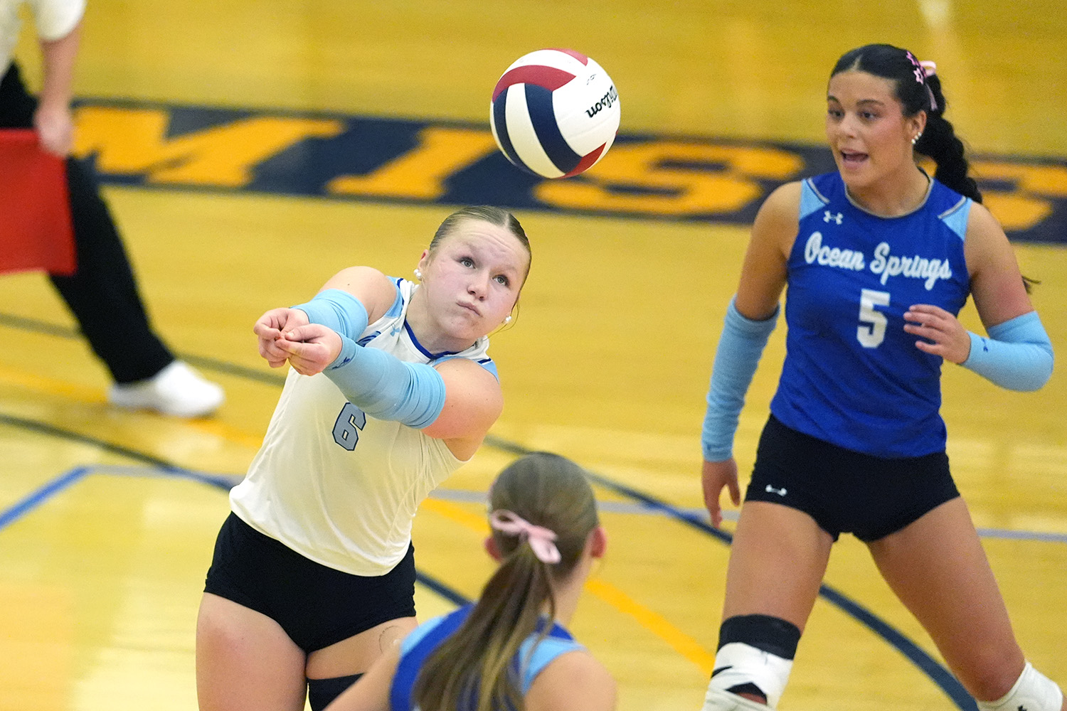 Prep Volleyball: Lady Greyhounds already have sights set on next season